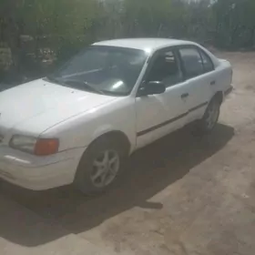 Toyota Tercel 1995
