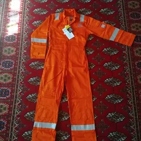 KOMBINEZON КОМБИНЕЗОН