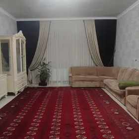 MIR 8 4 KOMNAT 3 ETAJ 147m2