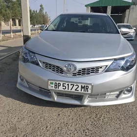 Toyota Camry 2013