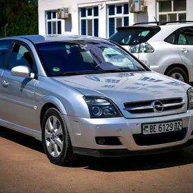 Opel Signum 2003