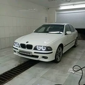 BMW E39 2001