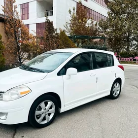 Nissan Versa 2010