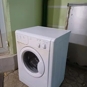 машинка стиральная