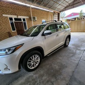 Toyota Highlander 2018