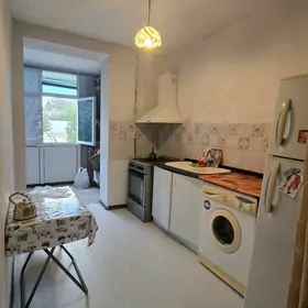 1-комн. 1-этаж 12-школа