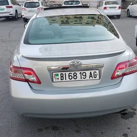 Toyota Camry 2011