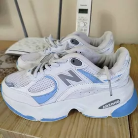 кроссовки для девочки