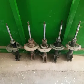 Nissan maxima amortisator