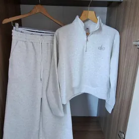 костюм спортивный