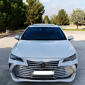 Toyota Avalon 2018