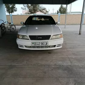 Nissan Cefiro 1995