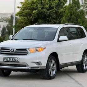 Toyota Highlander 2011