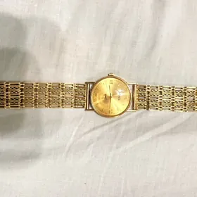 золотые часы