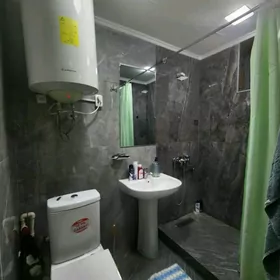 2 ком 3/2 этаж  5 мкр