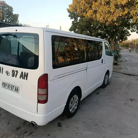 Toyota Hiace 2006