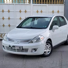 Nissan Versa 2010