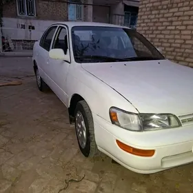 Toyota Corolla 1993