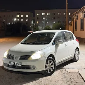 Nissan Tiida 2007