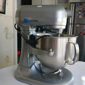 планетарный миксер