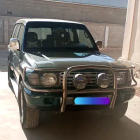 Mitsubishi Pajero 1998