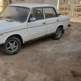 Lada 2103 1992