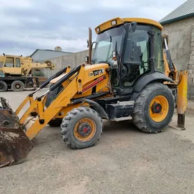 JCB 3CX Pothole Master 2010