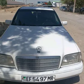 Mercedes-Benz C-Class 1995