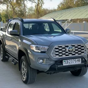 Toyota Tacoma 2018