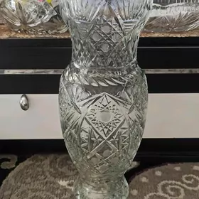 Ваза хрустальная