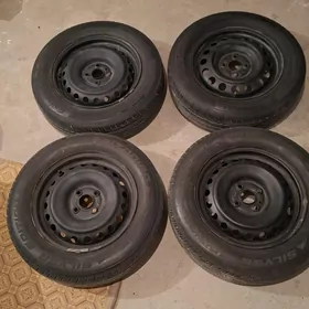 Hyundai Accent Hunday diska 15