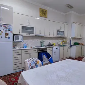 ☆ Podwoyski 220kw² 4-komnat ☆