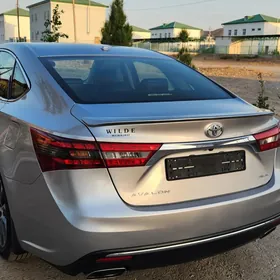 Toyota Avalon 2018
