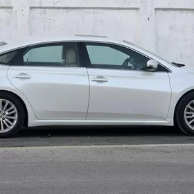 Toyota Avalon 2013