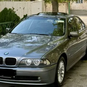 BMW E39 2003