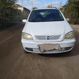 Opel Zafira 2002
