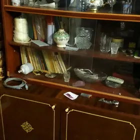 Книжный шкаф СССР