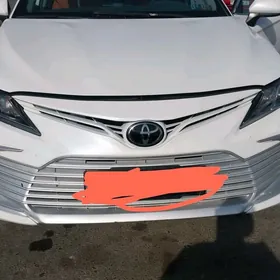 Toyota Camry 2024