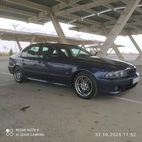BMW E39 2000
