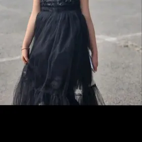 Платье Уэсдей