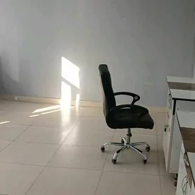 Kreslo oturgyc koža