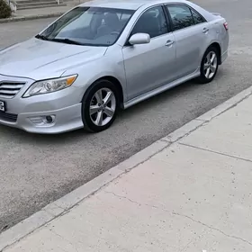 Toyota Camry 2010