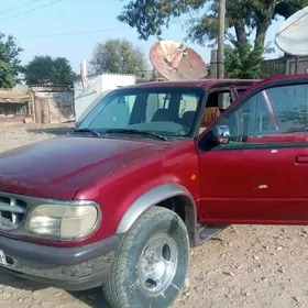Ford Explorer 1995