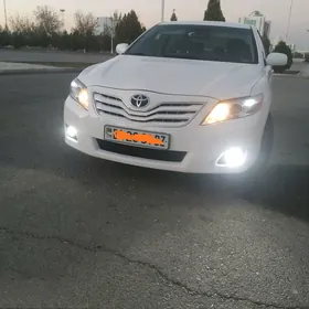 Toyota Camry 2011