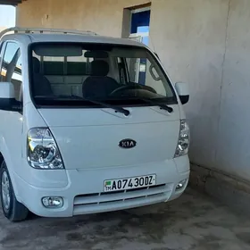 Kia Bongo 2011