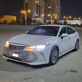 Toyota Avalon 2022
