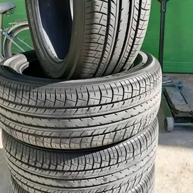 Yokohama 215 55 17 24Ý