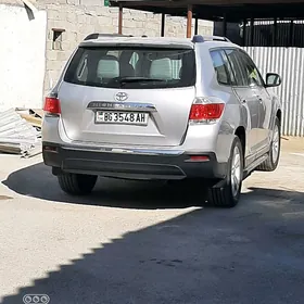 Toyota Highlander 2011