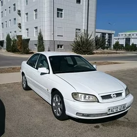 Opel Omega 2001