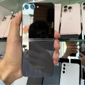 Samsung z flip5 256gb